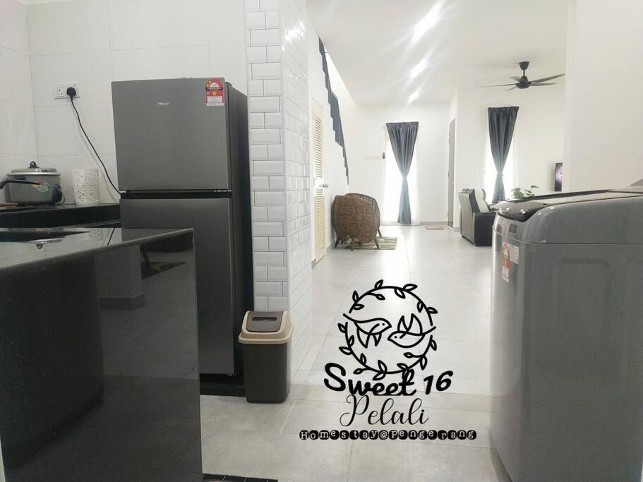 Sweet 16 Pelali Homestay Pengerang Eksteriør billede